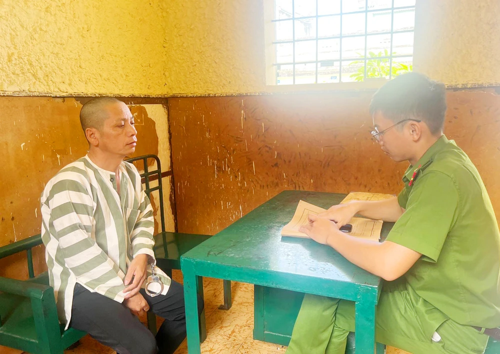 Ông Bùi Đức Miền cựu chủ tịch hội nông dân xã Hbông chiếm đoạt tài sản