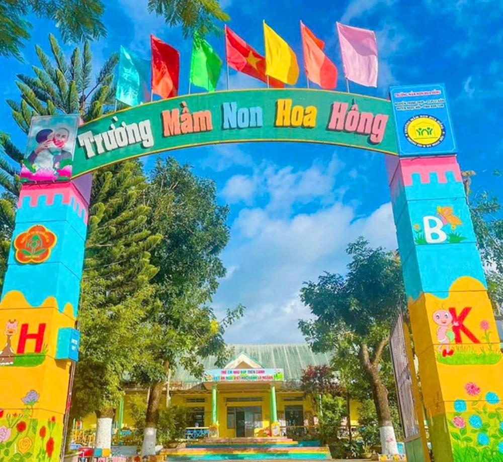 Cháu bé 4 tuổi gửi ở trường mầm non được phát hiện tử vong ở hồ nước nhà dân