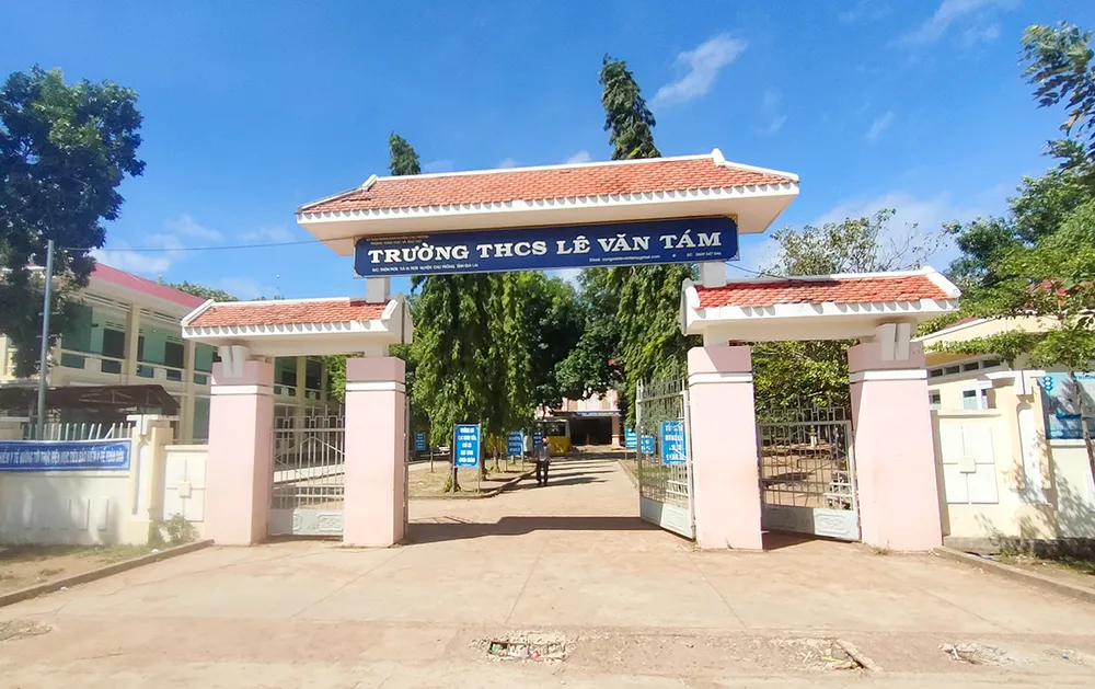 Một hiệu trưởng ở Gia Lai bị kỷ luật cách chức do nhiều tháng không đến trường