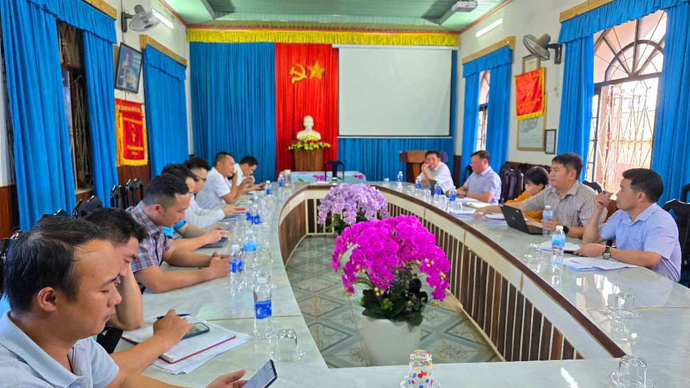 Cong-nhan-ca-phe-phan-anh-phuong-an-khoan-ep-dong-bao-hiem-cao-4.jpg