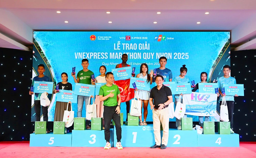 Giai-chay-marathon-Binh-Dinh-2025-1.jpg