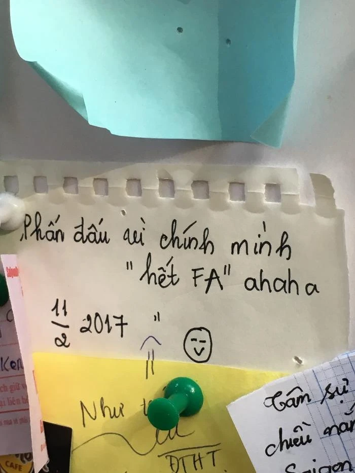 Hàng trăm lời tỏ tình ở đường sách ngày Valentine ảnh 8