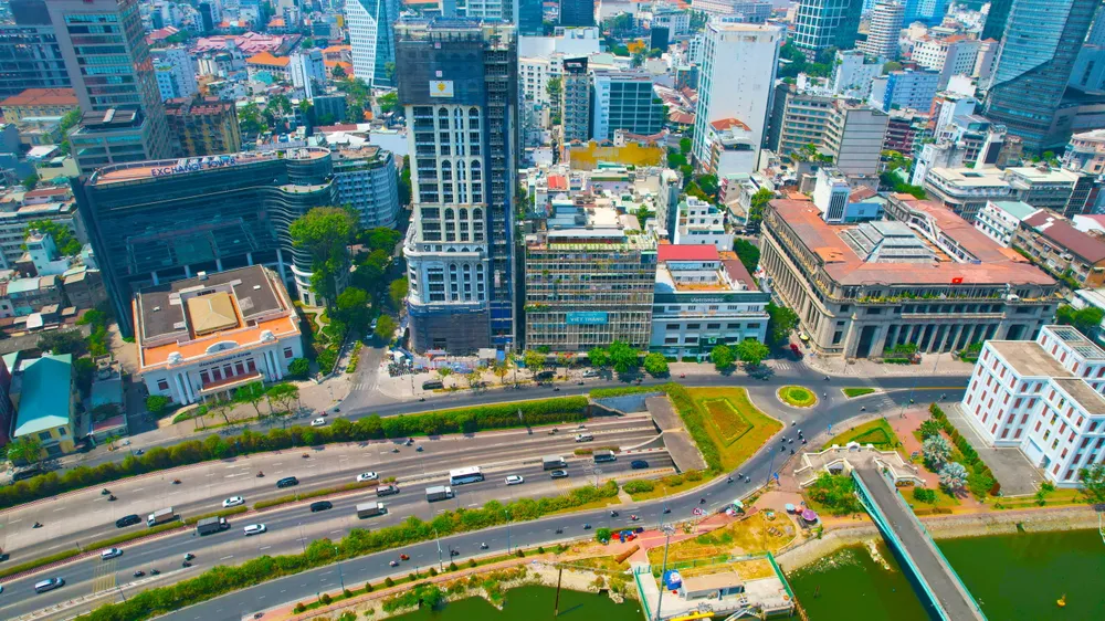 Bảy tháng đầu năm 2024, TP.HCM giải ngân được gần 11.900 tỉ đồng vốn đầu tư công, đạt gần 15%. Ảnh NGUYỄN TIẾN dau-tu-cong-7.jpg