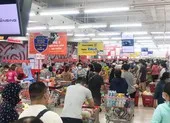 Thủ tướng chấn chỉnh Đà Nẵng, Hà Nam, Kiên Giang về phòng chống dịch COVID-19 ảnh 2 Đà Nẵng: Dân ùn ùn đi mua sắm sau dự lệnh 'cấm ra đường' toàn TP