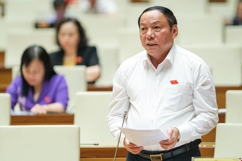 Bộ trưởng VH-TT&amp;DL Nguyễn Văn Hùng. Ảnh: quochoi.vn