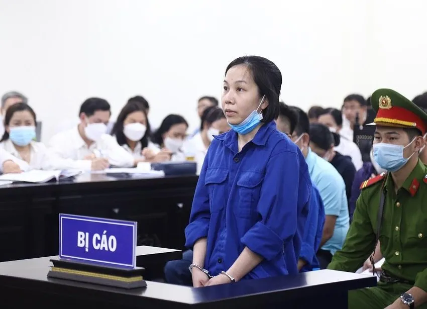 "Siêu lừa" Nguyễn Thị Hà Thành. "Siêu lừa" Nguyễn Thị Hà Thành.