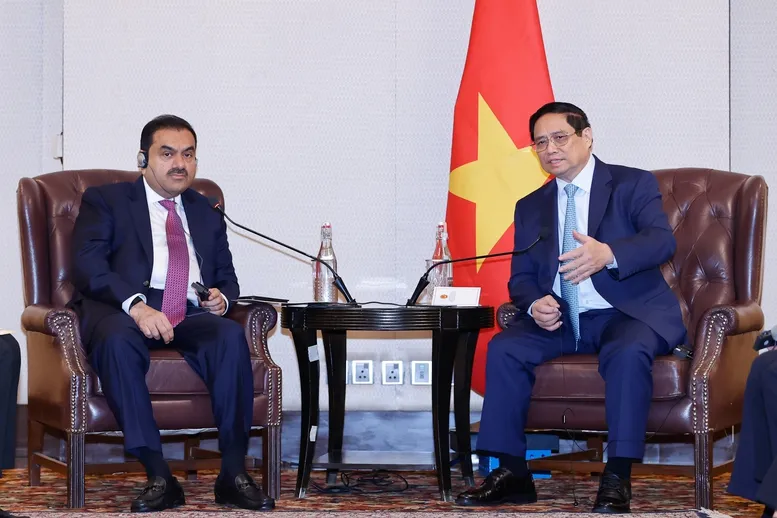 Thủ tướng Phạm Minh Chính đã tiếp ông Gautam Adani, Chủ tịch tập đoàn Adani. Ảnh: NHẬT BẮC Thu-tuong-Pham-Minh-Chinh-tiep-lanh-dao-tap-doan-Adani.jpg