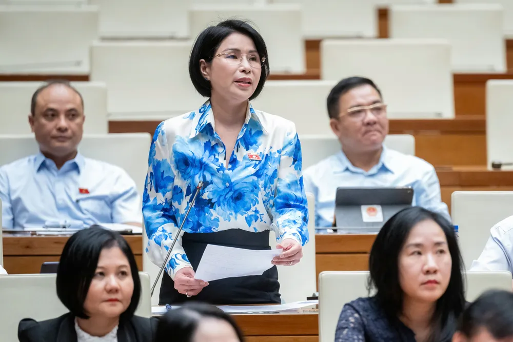 ĐBQH Trần Thị Nhị Hà (Hà Nội). Ảnh: PHẠM THẮNG DB-Tran-Thi-Nhi-Ha.jpg