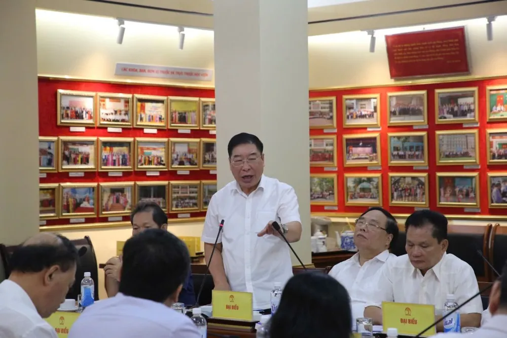 Ông Lê Minh Thông, nguyên Trợ lý Chủ tịch Quốc hội. Lo ngại Luật Nhà giáo 'phá vỡ cấu trúc hệ thống pháp luật hiện nay'