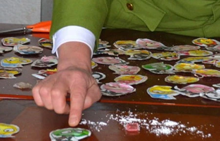 Đồ chơi Trung Quốc nổ, 39 học sinh nhập viện ảnh 2