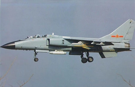 Máy bay chiến đấu TQ lượn trên các tàu VN ảnh 2