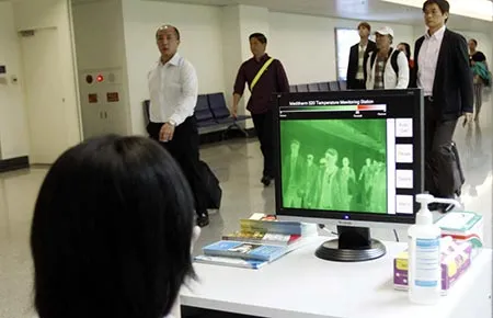 Triển khai hệ thống khử trùng tại các cửa khẩu quốc tế ảnh 1 Triển khai hệ thống khử trùng tại các cửa khẩu quốc tế ảnh 1