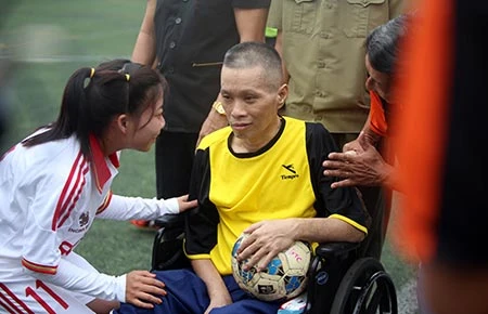 Đấu giá trên sân và đấu giá… online ảnh 1