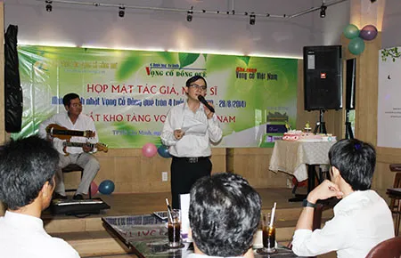 Công chức lập câu lạc bộ vọng cổ ảnh 1