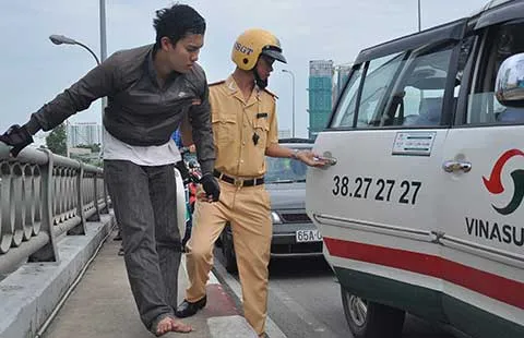 Dân hiến kế để hình ảnh CSGT đẹp hơn ảnh 1