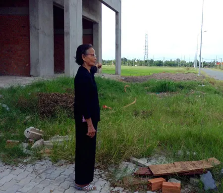 Khốn khổ vì sống chung với bãi rác ô nhiễm ảnh 2 Khốn khổ vì sống chung với bãi rác ô nhiễm ảnh 2