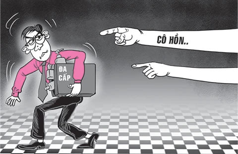 Cô hồn đeo cà vạt ảnh 1