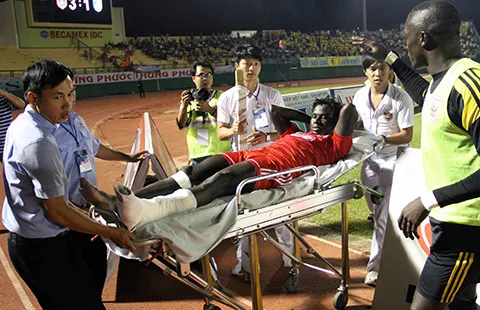 Trung vệ ‘thép’ và ‘đao phủ’ ảnh 1 Trung vệ ‘thép’ và ‘đao phủ’ ảnh 1