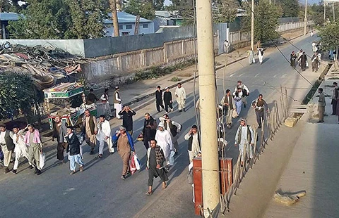 Quân Taliban đánh chiếm phần lớn TP Kunduz ảnh 1