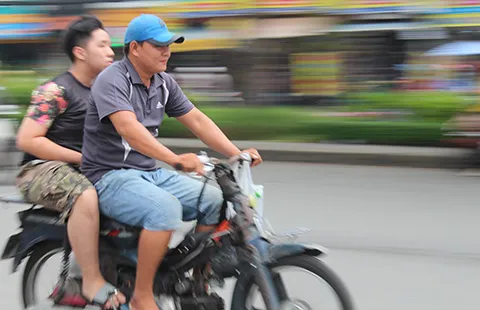 TP.HCM quyết dẹp xe máy ‘mù’ ảnh 2 TP.HCM quyết dẹp xe máy ‘mù’ ảnh 2