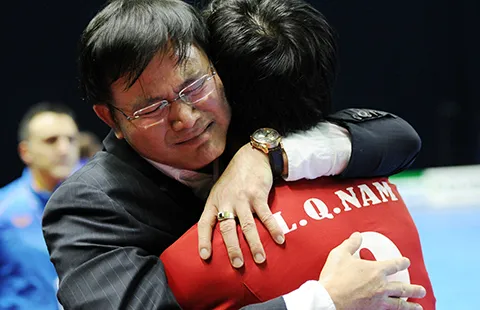 Nước mắt của bầu Tú 'futsal' ảnh 1