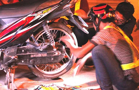 Công an ra tay dẹp nạn rải đinh quốc lộ 51 ảnh 3