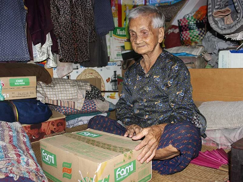 Bà cụ nhịn ăn đợi con mất tích ảnh 3