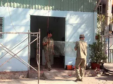 Né không dẹp vỉa hè của ông này, ông kia? ảnh 2