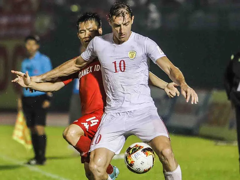 HA Gia Lai thắng nhờ trọng tài sai ảnh 2