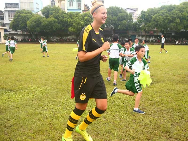 Bóng đá Đức từng rơi xuống đáy… như Việt Nam ảnh 3