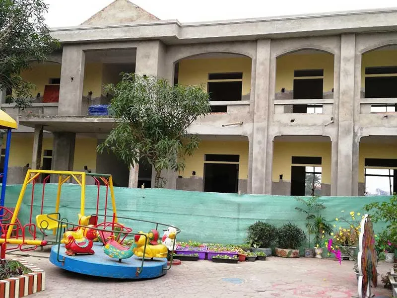 Dân lãnh nợ vì tin… nhà tài trợ ảnh 2 Dân lãnh nợ vì tin… nhà tài trợ ảnh 2