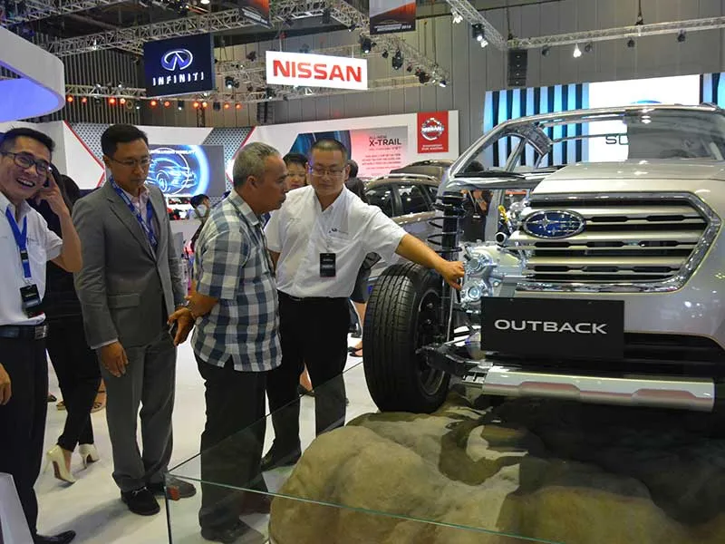 Thuế, phí đè nặng ô tô ảnh 2 Thuế, phí đè nặng ô tô ảnh 2