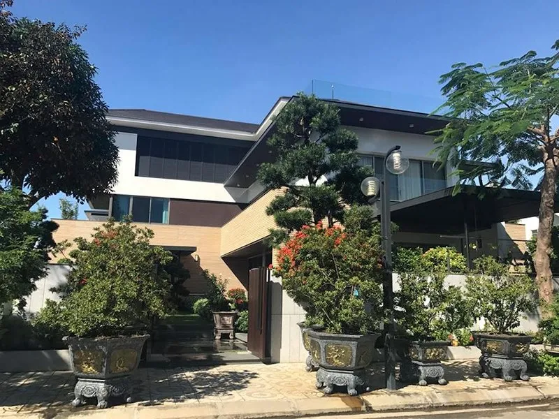 Ẩn số biệt thự 100 tỉ của giám đốc Công an Đà Nẵng ảnh 1 Giám đốc Công an Đà Nẵng nói gì về tin đồn có biệt thự 100 tỉ? - ảnh 1