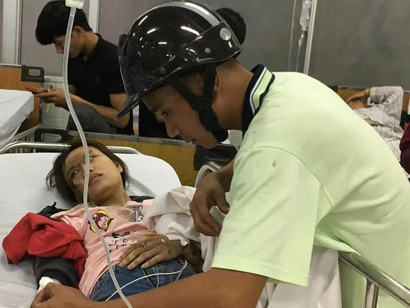 Tai nạn kinh hoàng ở Long An, nhiều người tử vong ảnh 4