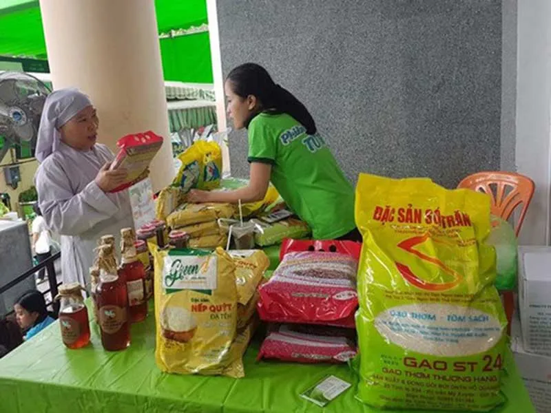 ‘Cha đẻ’ gạo ST25: Chúng ta còn thua Thái Lan rất xa ảnh 2