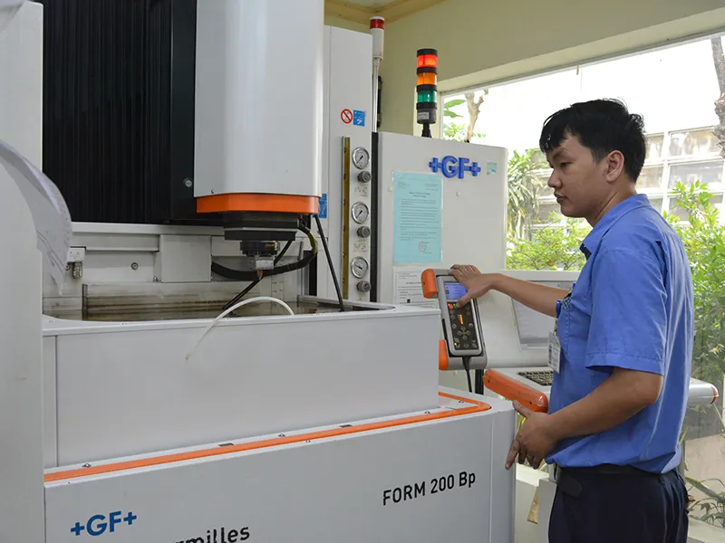 Doanh nhân Việt làm khuôn mẫu cho ông lớn Mỹ, Nhật ảnh 2 Doanh nhân Việt làm khuôn mẫu cho ông lớn Mỹ, Nhật ảnh 2