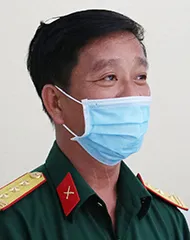 Nghĩa tình ‘đội quân áo xanh’ ở khu cách ly ảnh 2