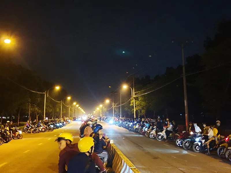 Quái xế ‘quậy’ trắng đêm và phóng chạy khi bị vây ráp ảnh 2