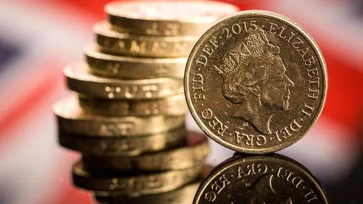 Đồng bảng Anh rớt giá kỷ lục sau hơn 30 năm ảnh 1
