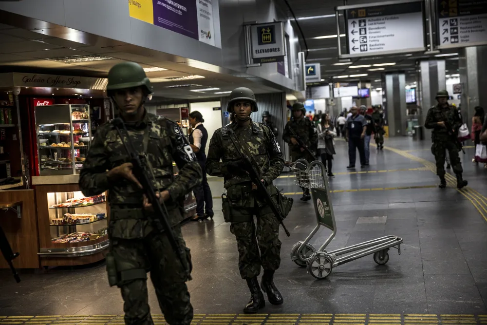 Brazil bắt 10 đối tượng âm mưu khủng bố Olympic Rio ảnh 1 Brazil thông báo đã bắt giữ 10 đối tượng quốc tịch Brazil thề trung thành với tổ chức Nhà nước Hồi giáo tự xưng (IS)