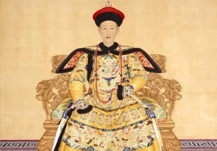 Lừa hàng trăm tỉ đồng nhờ giả mạo vua Càn Long