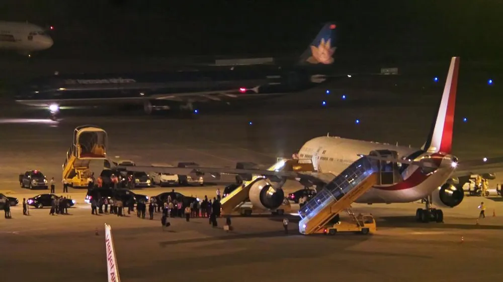 Tổng thống Pháp Francois Hollande đã đến TPHCM