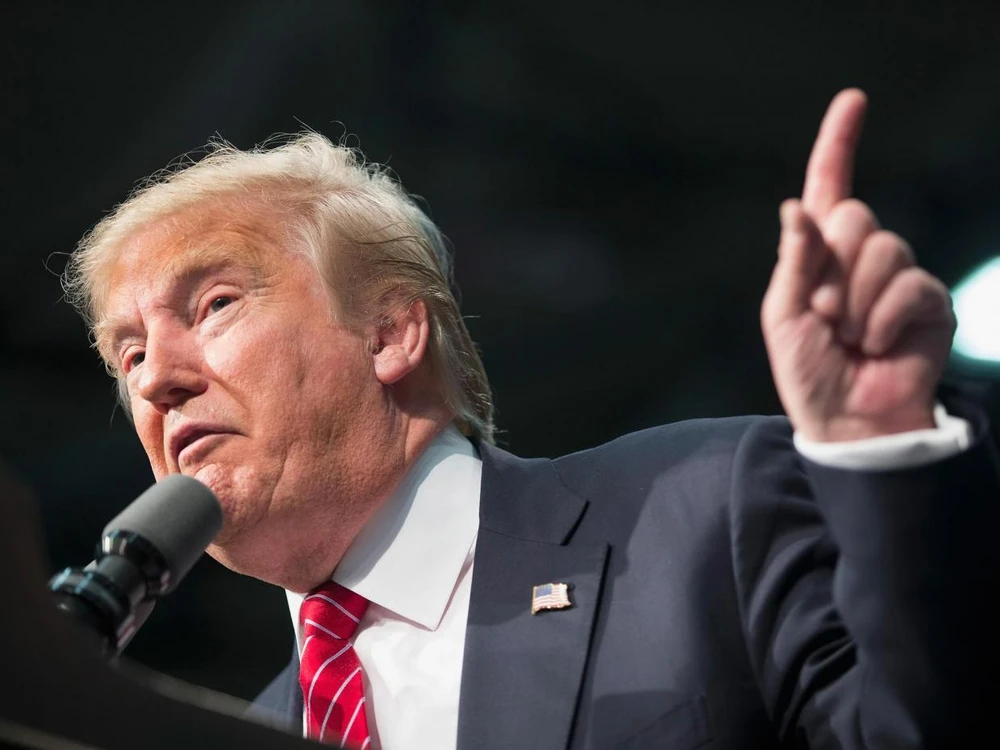 Ông Trump tuyên bố sẽ bỏ kinh doanh để làm tổng thống