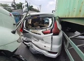 Quảng Nam: tai nạn liên hoàn, ít nhất 5 người thương vong ảnh 3 2 container ‘ép’ xe 7 chỗ bẹp dúm trên quốc lộ ở TP.HCM
