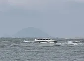 Tìm thấy thi thể cháu gái 3 tuổi vụ lật ca nô chở 39 người
