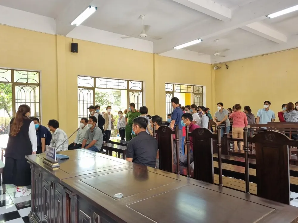 Quang cảnh sau khi toà tuyên án. Ảnh: TN