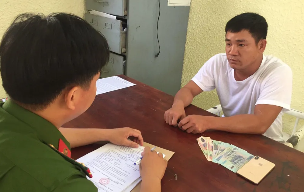 Nguyễn Văn Sang tại cơ quan công an. Ảnh: CA Nguyễn Văn Sang tại cơ quan công an. Ảnh: CA