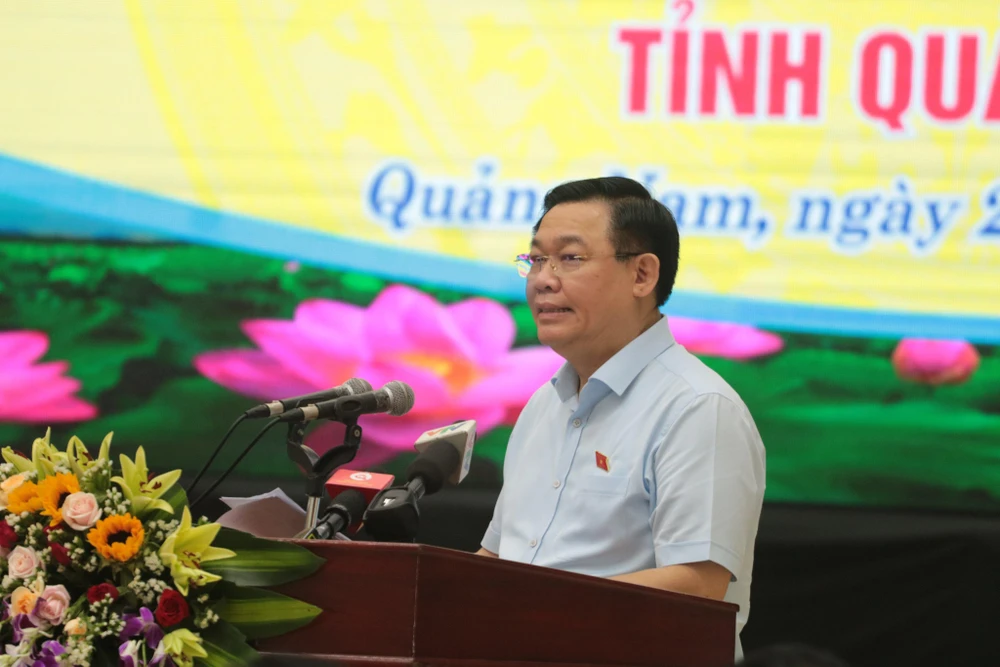 Chủ tịch Quốc hội Vương Đình Huệ phát biểu tại buổi gặp mặt. Ảnh: TN