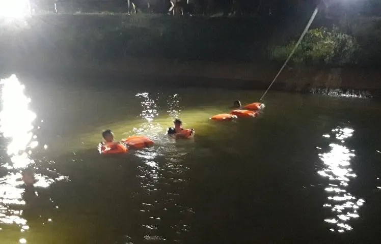 Lực lượng chức năng tìm thấy thi thể cháu Đạt cách hiện trường khoảng 1km.