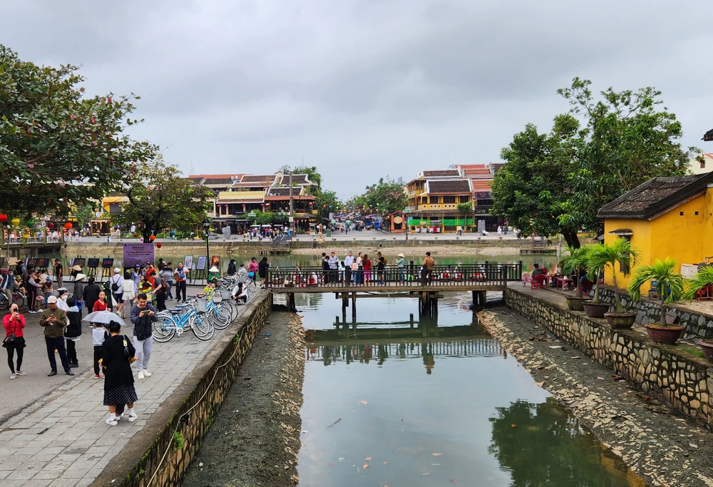 Quảng Nam đón khoảng 215.000 lượt khách đến tham quan, lưu trú trong dịp Tết Nguyên đán. Ảnh: TN